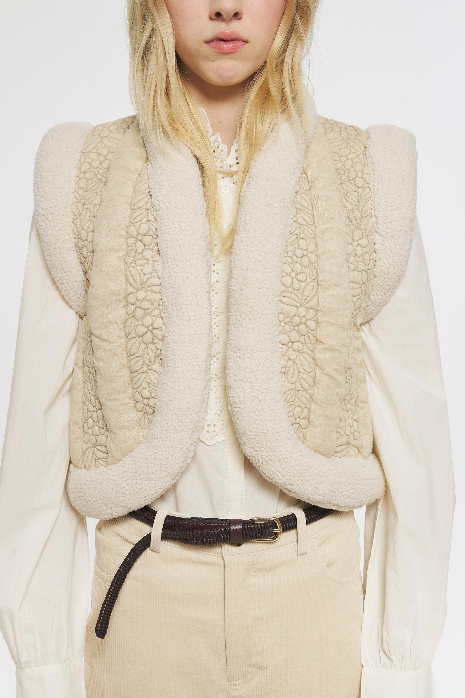 Gilet brodé Sophie