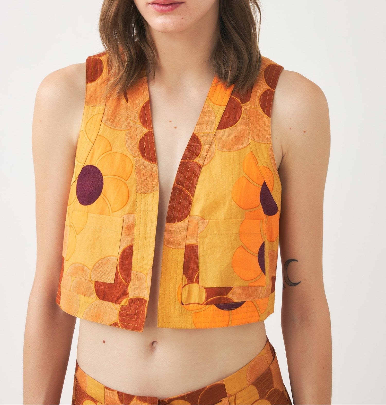 Gilet court sans manches imprimé Suny