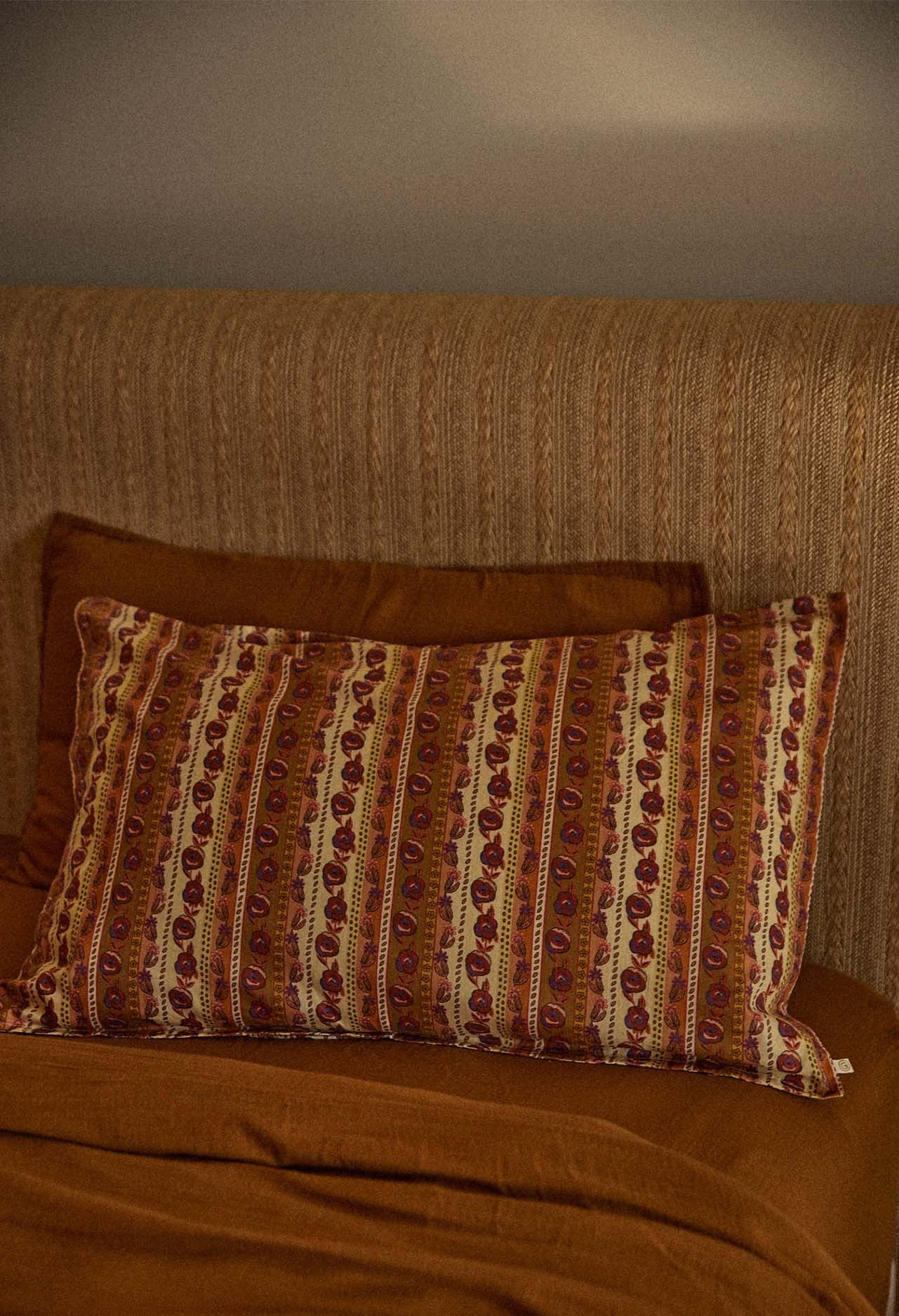 Taie D'Oreiller Flores Grenat 65 X 65 Cm