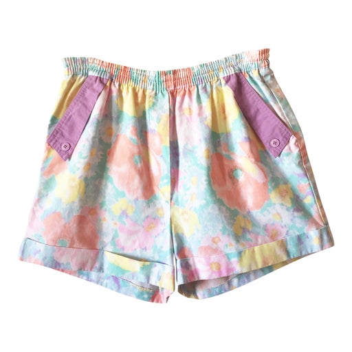 Short à fleurs