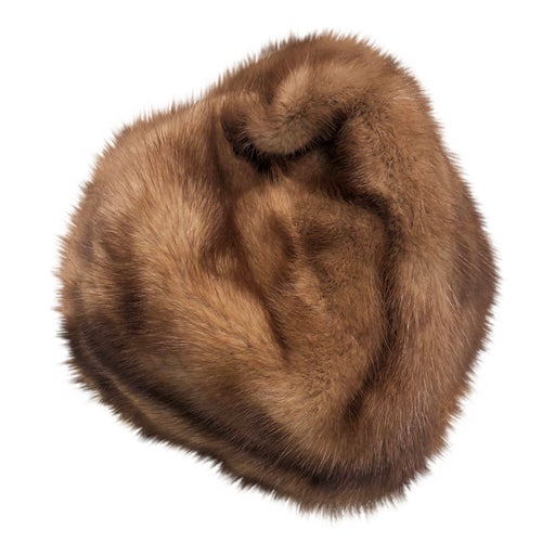 Toque en vison