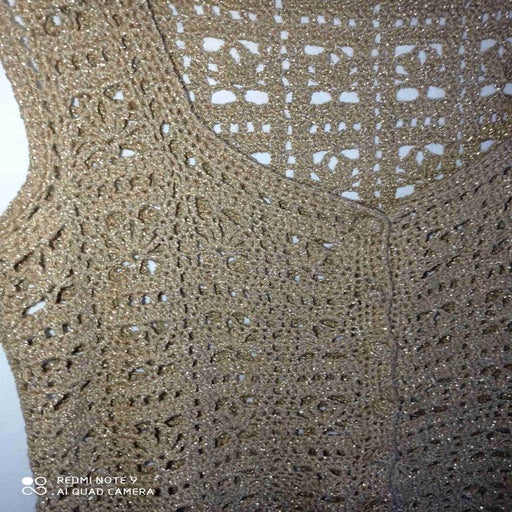 Caraco en crochet doré