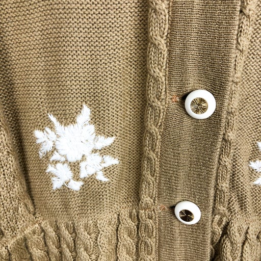 Cardigan brodé
