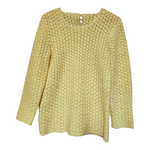 Pull en crochet jaune