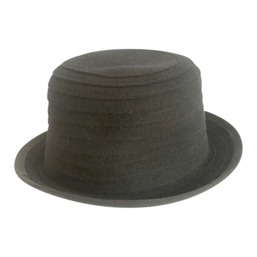 Chapeau Armani