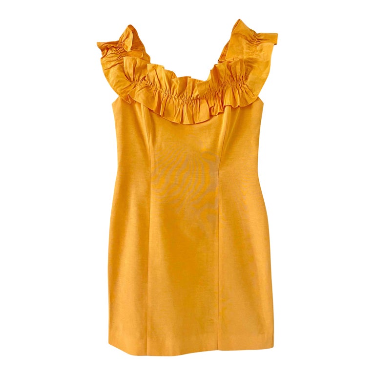 Mini robe à épaules dénudées