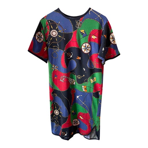 Robe à motifs marins