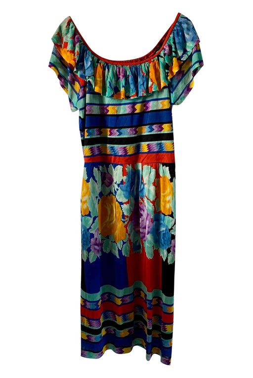 Robe multicolore à volants