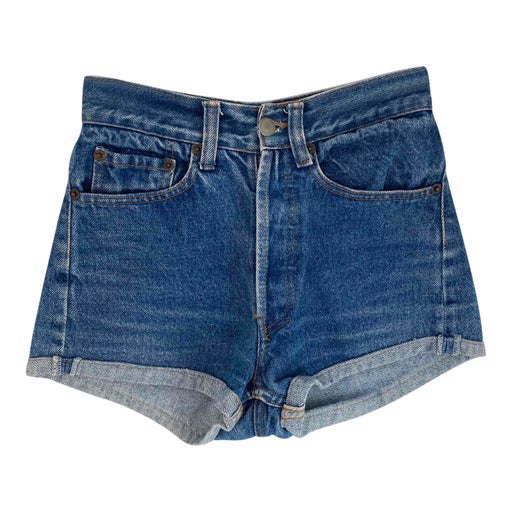 Short Levi’s 501 W26