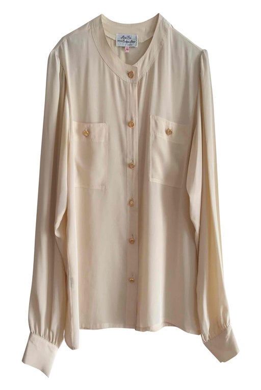 Vintage beige blouse with pretty buttons