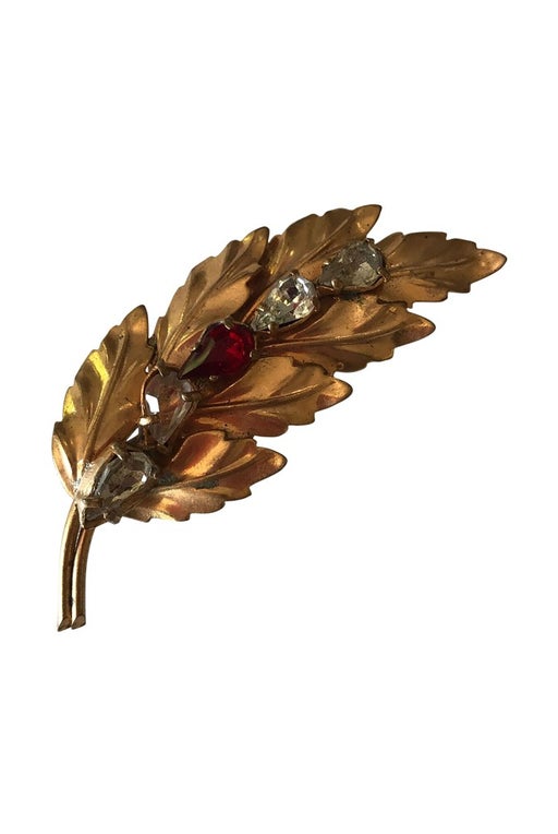 Leaf brooch in gold metal with silver an