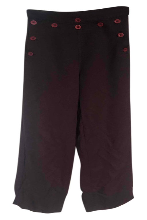 Plum-colored trousers with r buttons