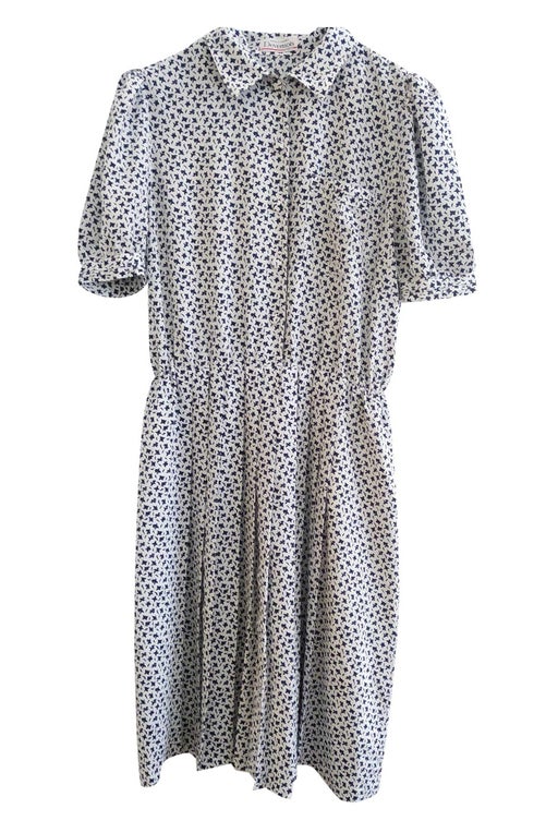white dress with blue patterns elas size