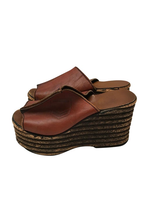 Camel leather wedge sandals with