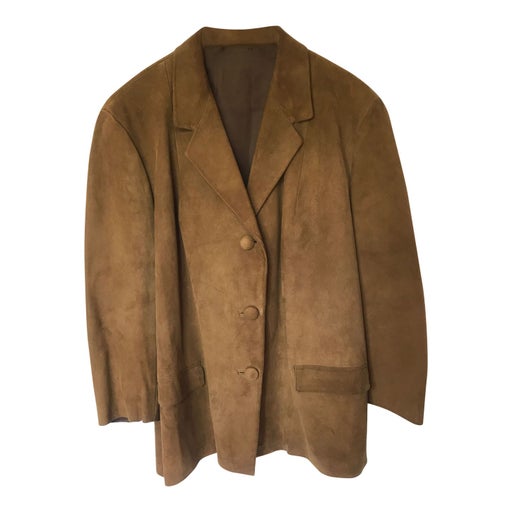 Beige suede jacket with two pockets, but