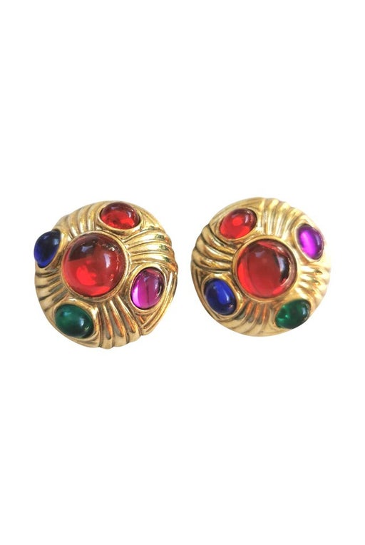 Clip earrings