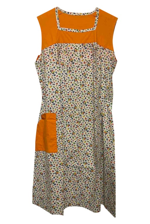 Cotton dress with flower pattern, bib