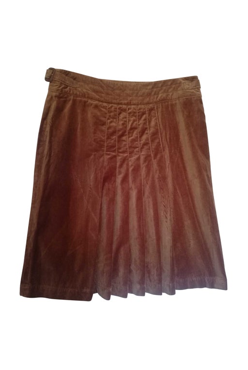 Burberry pleated skirt in velvet. Cut