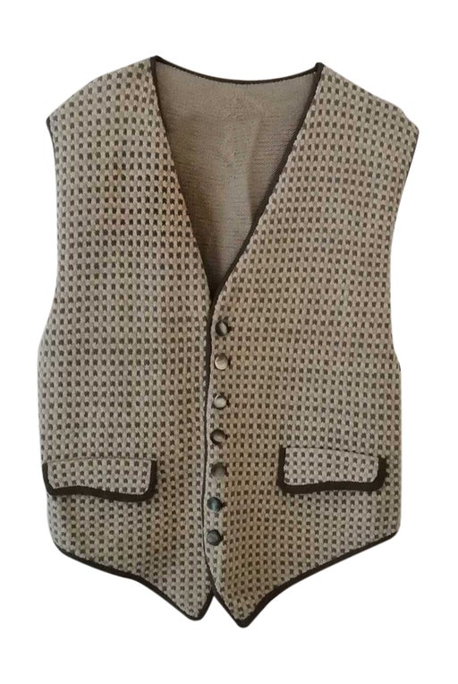 Mesh vest