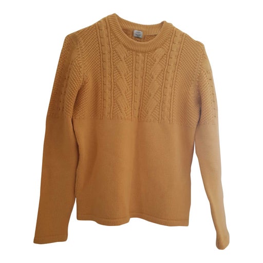 Woolen sweater