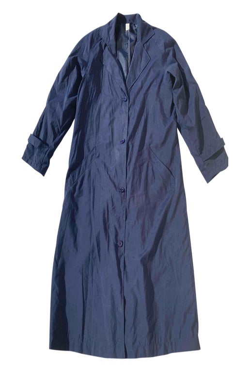 Long coat / blue raincoat