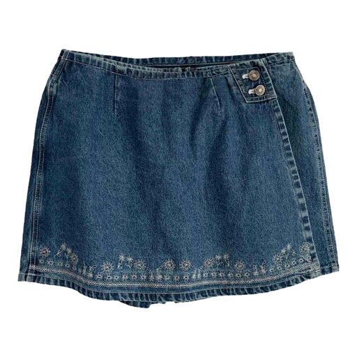 Mini skirt shorts