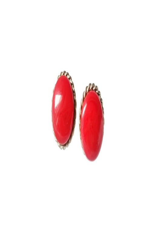 Clip earrings