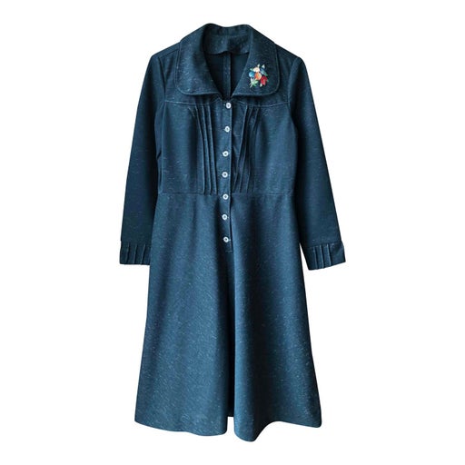 Robe brodée