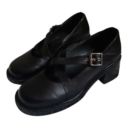 Babies en cuir