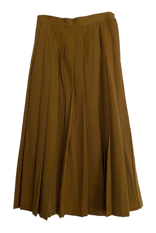 Pleated skirt