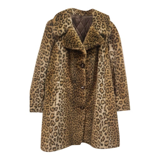 Leopard coat