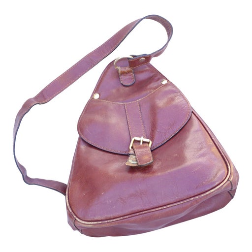 Leather shoulder bag