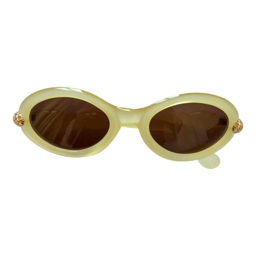 Lunettes de soleil jaunes