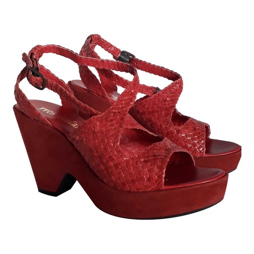 Leather sandals