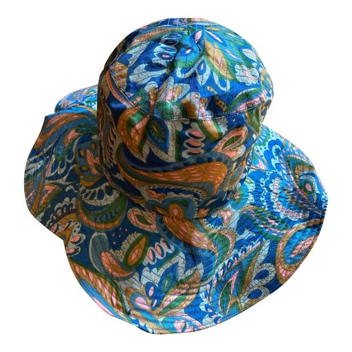 Capeline Paisley