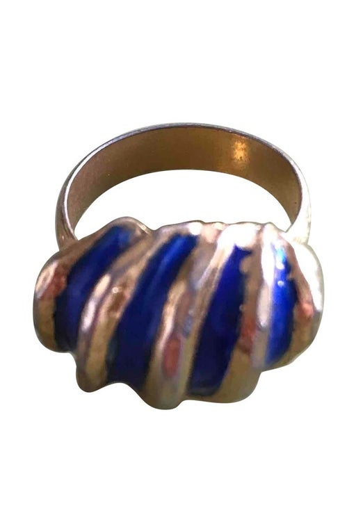 Two-tone ring