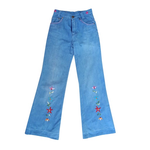 Embroidered flared jeans