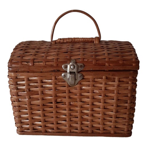 Wicker basket