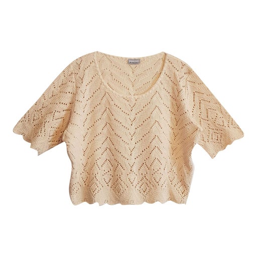 Crop top and crochet