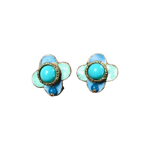 Flower earrings