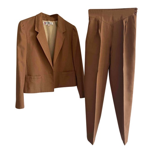 Chocolate trouser suit.