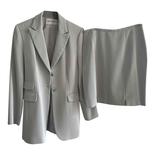 Gray skirt suit