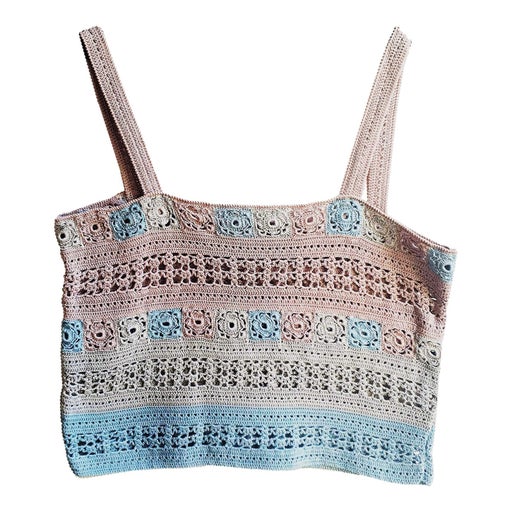 Crop top and crochet