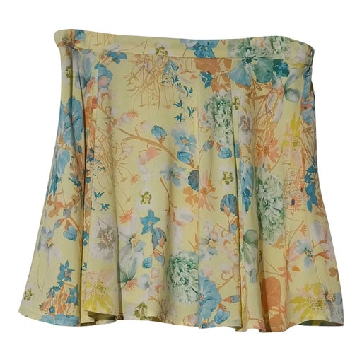Floral mini skirt