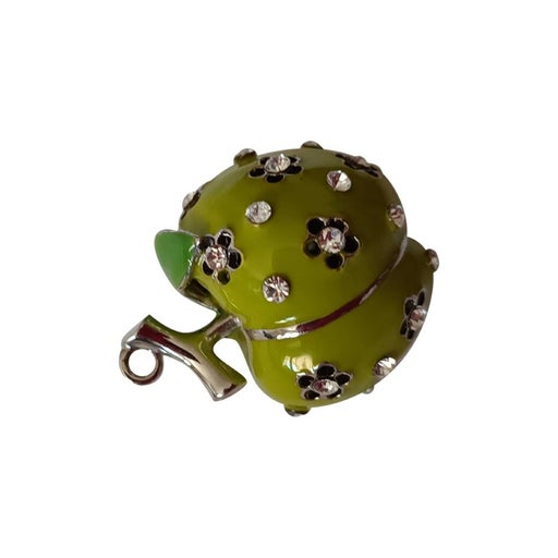 apple pendant