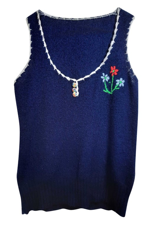 Embroidered knit top