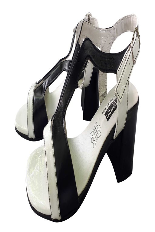 Pierre Cardin sandals