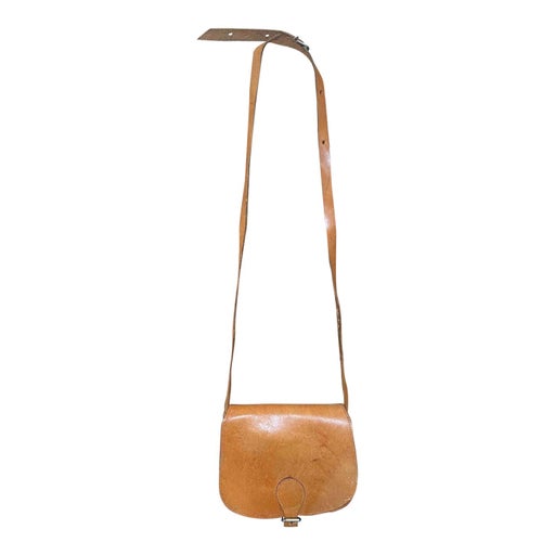 Leather shoulder bag