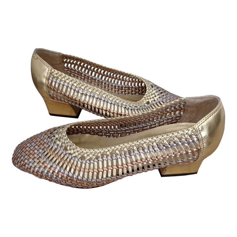 Escarpins cuir tressé top