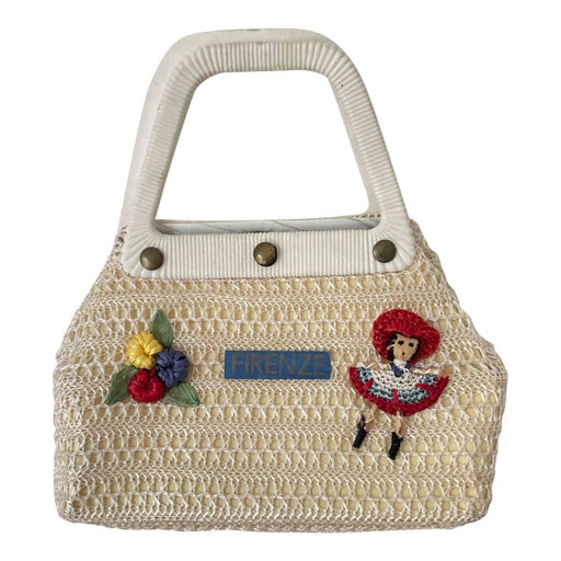 Mini wicker bag
